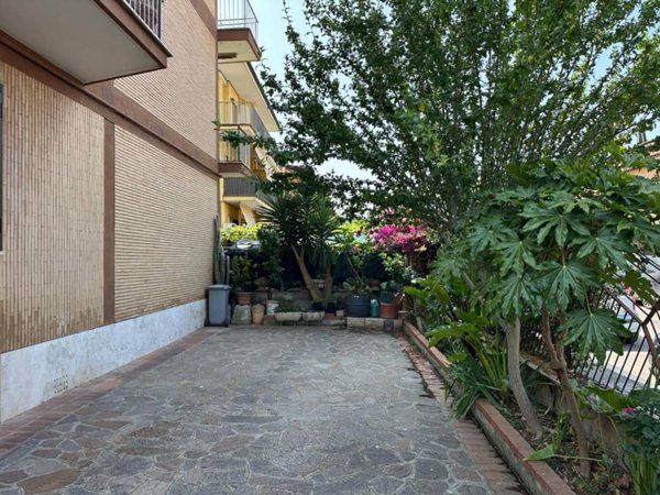 appartamento in vendita a Marino in zona Frattocchie