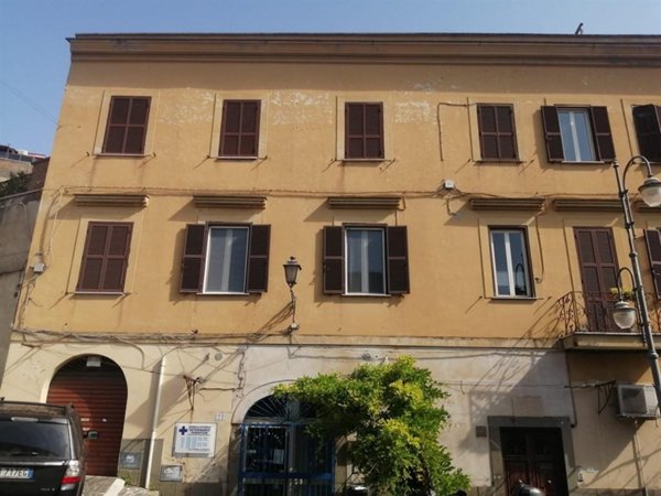 negozio in vendita a Marino