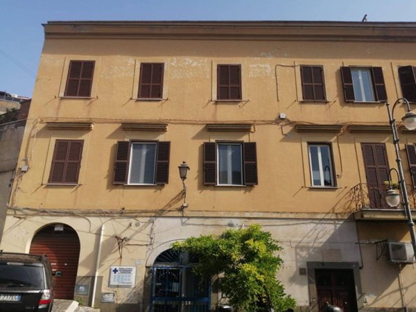 negozio in vendita a Marino