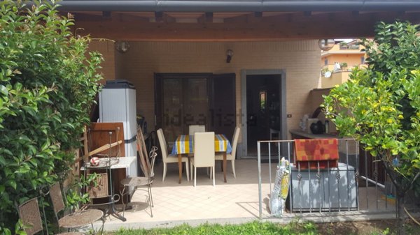 casa indipendente in vendita a Marino in zona Santa Maria delle Mole