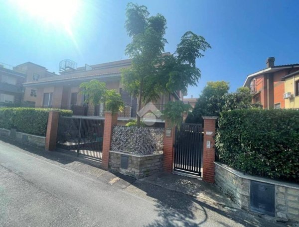appartamento in vendita a Marino in zona Cava dei Selci