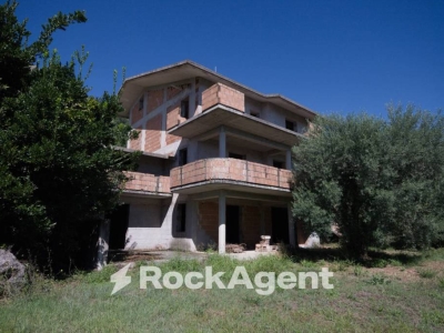 casa indipendente in vendita a Marino