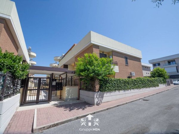 appartamento in vendita a Marino in zona Cava dei Selci