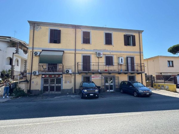 appartamento in vendita a Marino in zona Santa Maria delle Mole