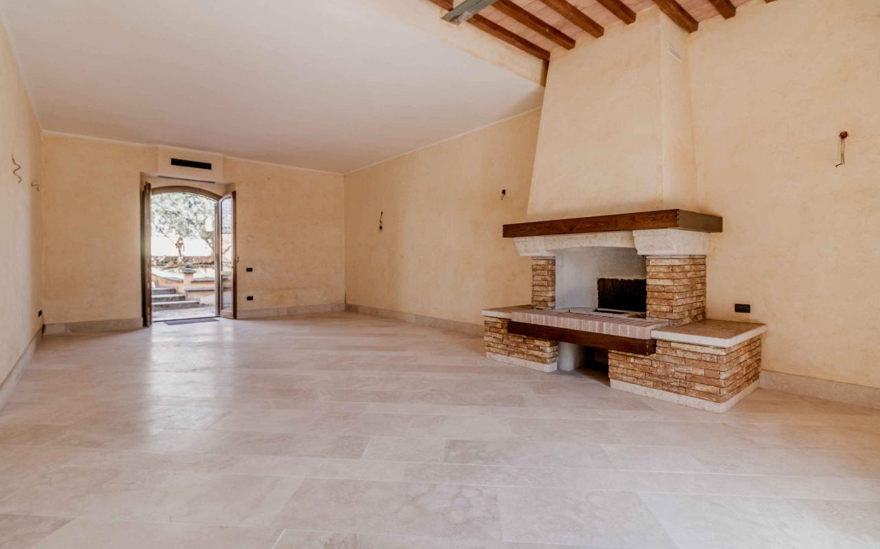 casa indipendente in vendita a Marino