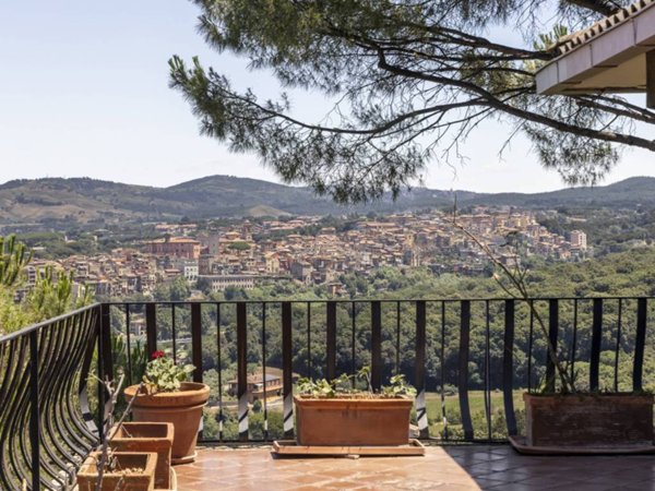 casa indipendente in vendita a Marino in zona Cava dei Selci