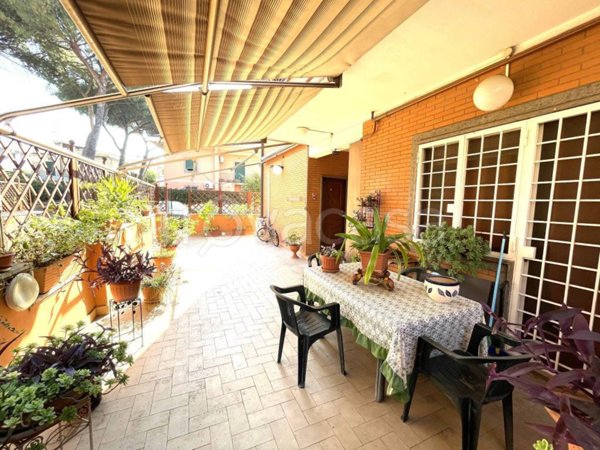 appartamento in vendita a Marino in zona Poggio delle Mole