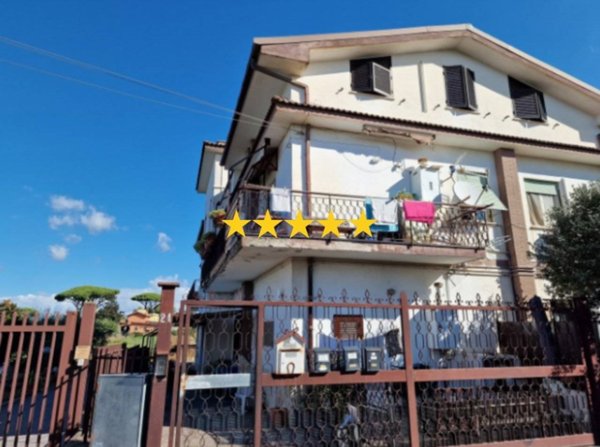 appartamento in vendita a Marino in zona Frattocchie