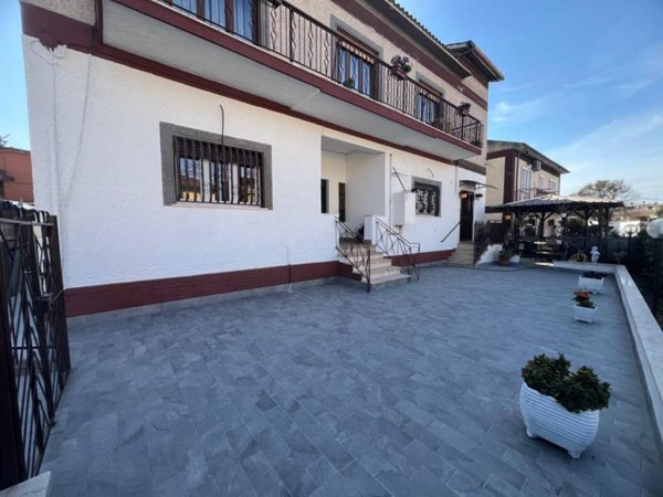 appartamento in vendita a Marino in zona Castelluccia