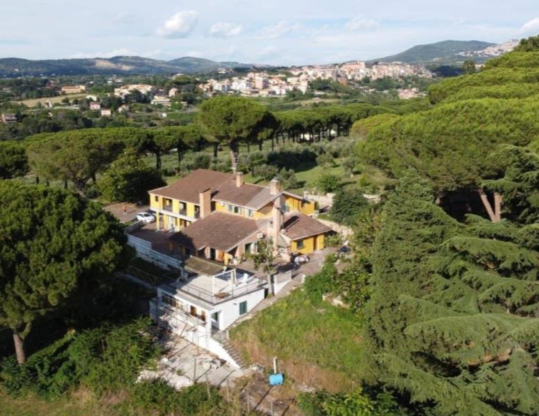casa indipendente in vendita a Marino