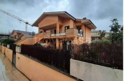 appartamento in vendita a Marino in zona Poggio delle Mole