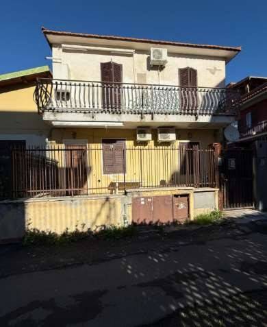 appartamento in vendita a Marino in zona Cava dei Selci