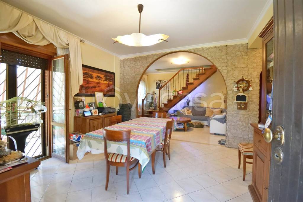 appartamento in vendita a Marino in zona Castelluccia