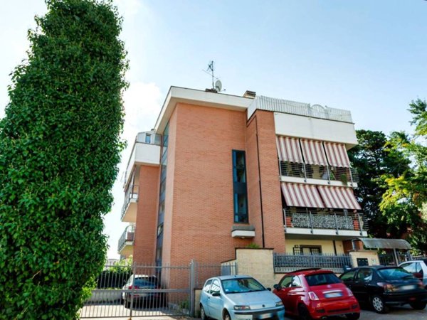 appartamento in vendita a Marino in zona Santa Maria delle Mole