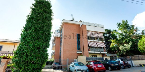 appartamento in vendita a Marino in zona Santa Maria delle Mole