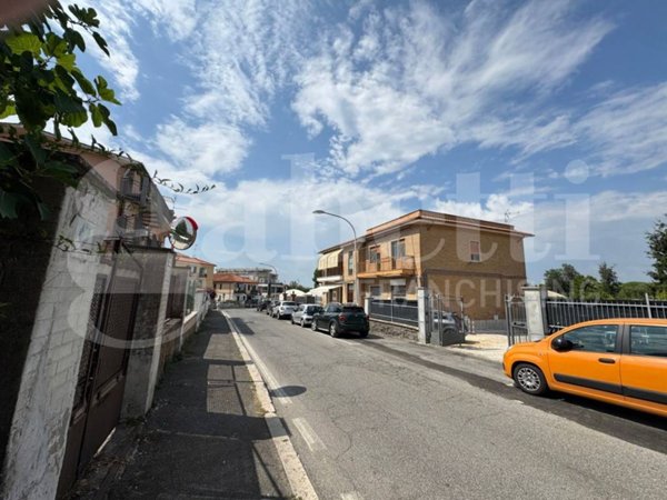 appartamento in vendita a Marino in zona Santa Maria delle Mole