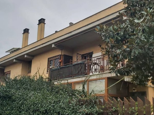 appartamento in vendita a Marino in zona Santa Maria delle Mole