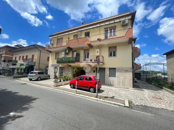 appartamento in vendita a Marino in zona Frattocchie