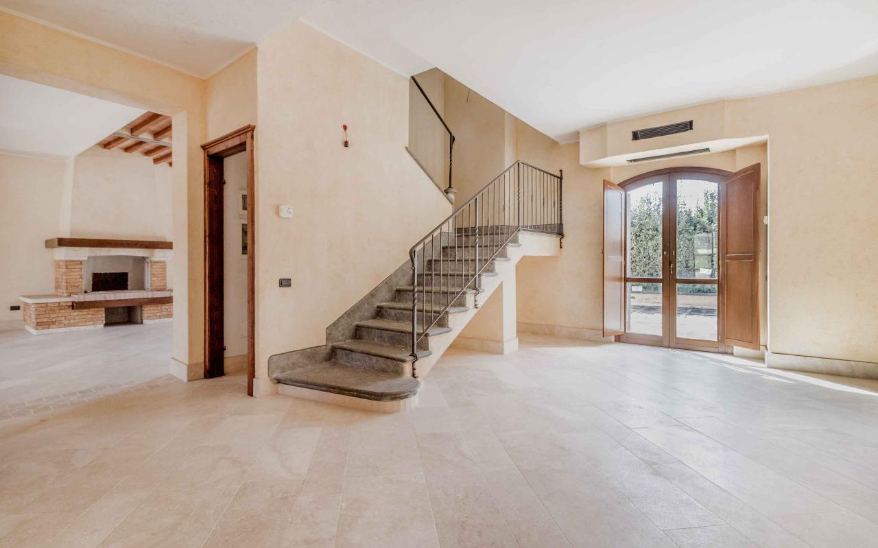 casa indipendente in vendita a Marino