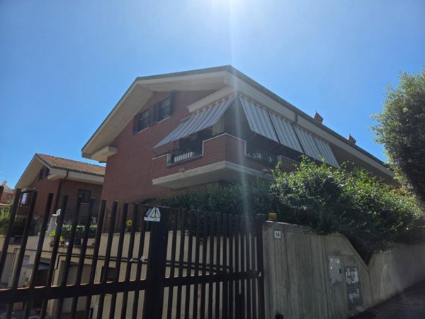 appartamento in vendita a Marino in zona Poggio delle Mole