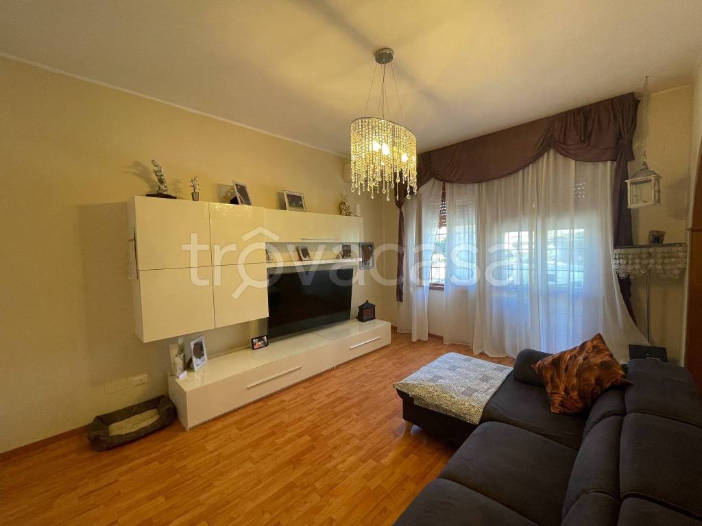 appartamento in vendita a Marino in zona Poggio delle Mole