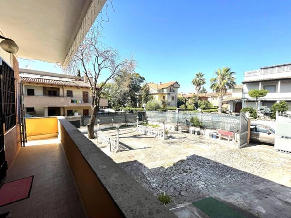 appartamento in vendita a Marino in zona Poggio delle Mole