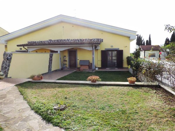 appartamento in vendita a Marino in zona Santa Maria delle Mole