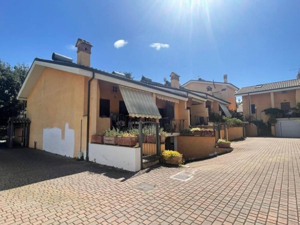 villetta a schiera in vendita a Marino in zona Poggio delle Mole