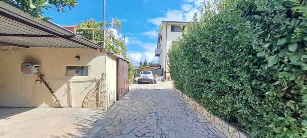 appartamento in vendita a Marino in zona Castelluccia