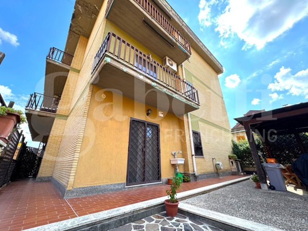 appartamento in vendita a Marino in zona Poggio delle Mole