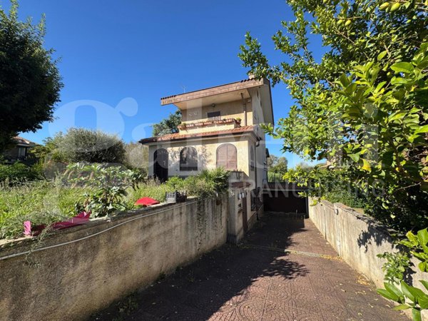 casa indipendente in vendita a Marino in zona Poggio delle Mole
