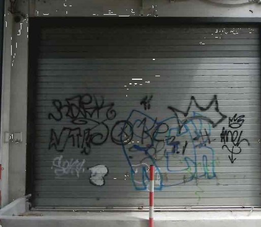 locale di sgombero in vendita a Marino