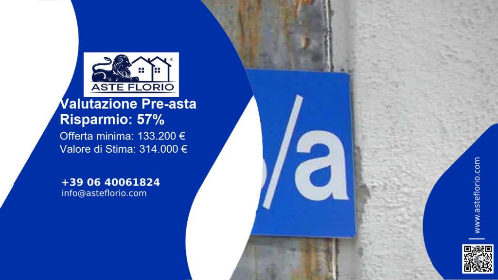 locale commerciale in vendita a Marino in zona Castelluccia