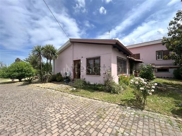 casa indipendente in vendita a Marino in zona Cava dei Selci