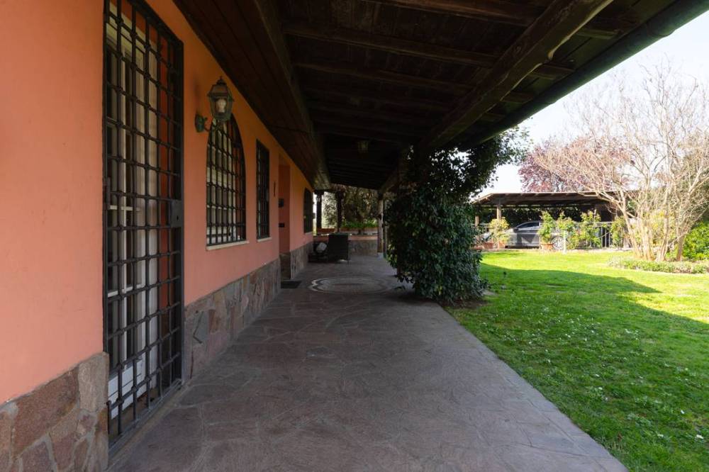 casa indipendente in vendita a Marino in zona Frattocchie