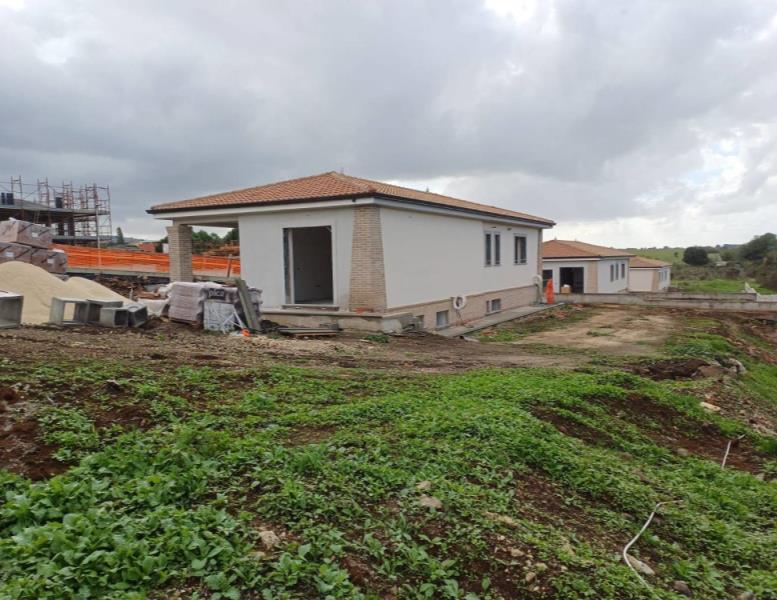 casa indipendente in vendita a Marino in zona Poggio delle Mole