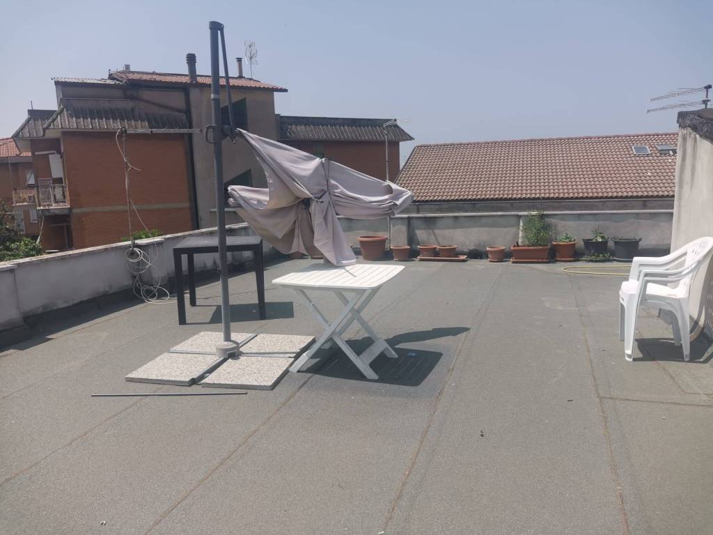 appartamento in vendita a Marino in zona Santa Maria delle Mole