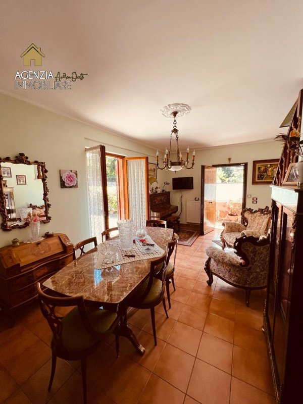 casa indipendente in vendita a Marino