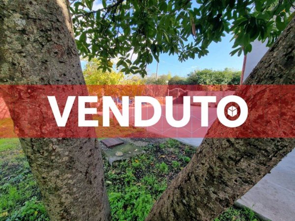 casa indipendente in vendita a Marino in zona Due Santi