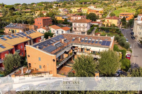 appartamento in vendita a Marino in zona Castelluccia