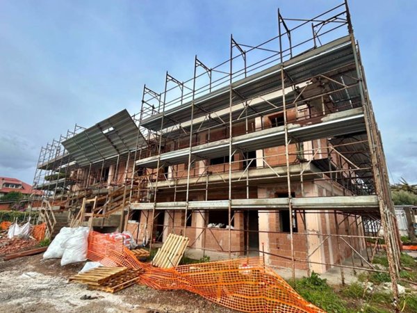 appartamento in vendita a Marino in zona Frattocchie