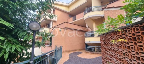 appartamento in vendita a Marino in zona Poggio delle Mole