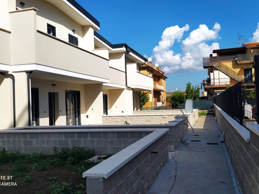 casa indipendente in vendita a Marino in zona Cava dei Selci