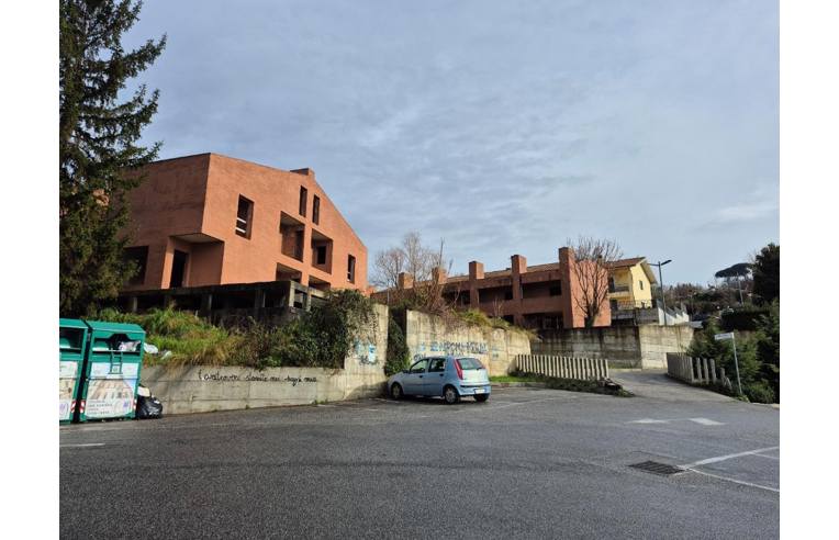 casa indipendente in vendita a Marino