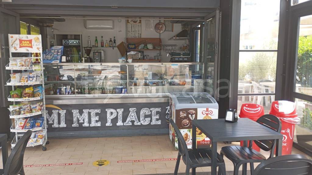 negozio in vendita a Marino