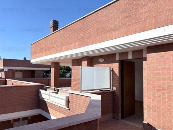 appartamento in vendita a Marino in zona Poggio delle Mole