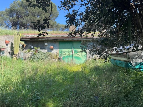 terreno agricolo in vendita a Marino in zona Santa Maria delle Mole