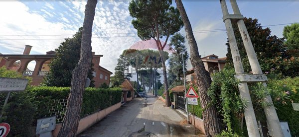 casa indipendente in vendita a Marino in zona Frattocchie