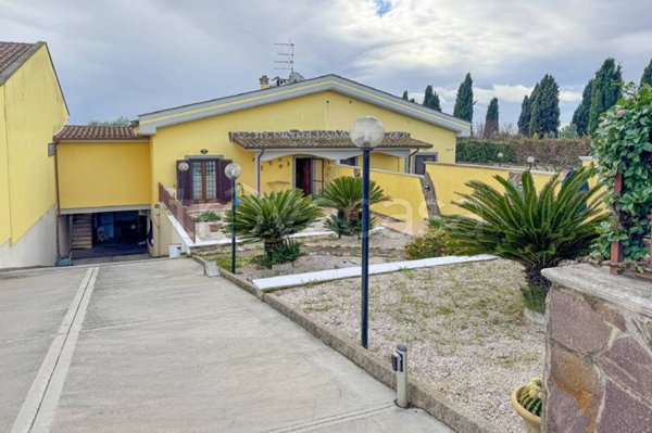 casa indipendente in vendita a Marino in zona Frattocchie