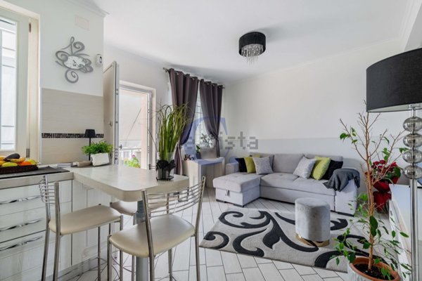 appartamento in vendita a Marino in zona Frattocchie